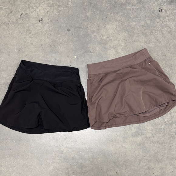 Lot of 2- old navy black and brown tennis/pickleball skirt, Small - Picture 1 of 5